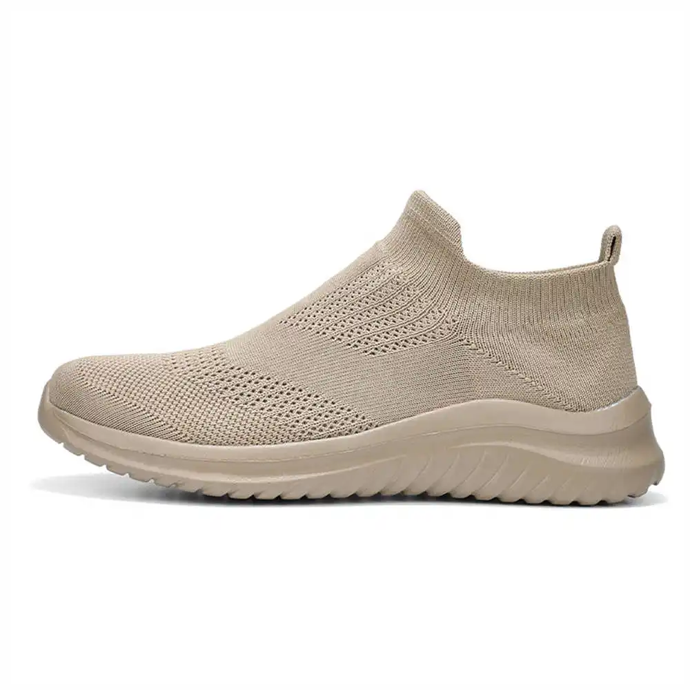 Beige Soft ใหม่รองเท้าเทนนิส M - Classic Tech Office Number บทวิจารณ์และราคา